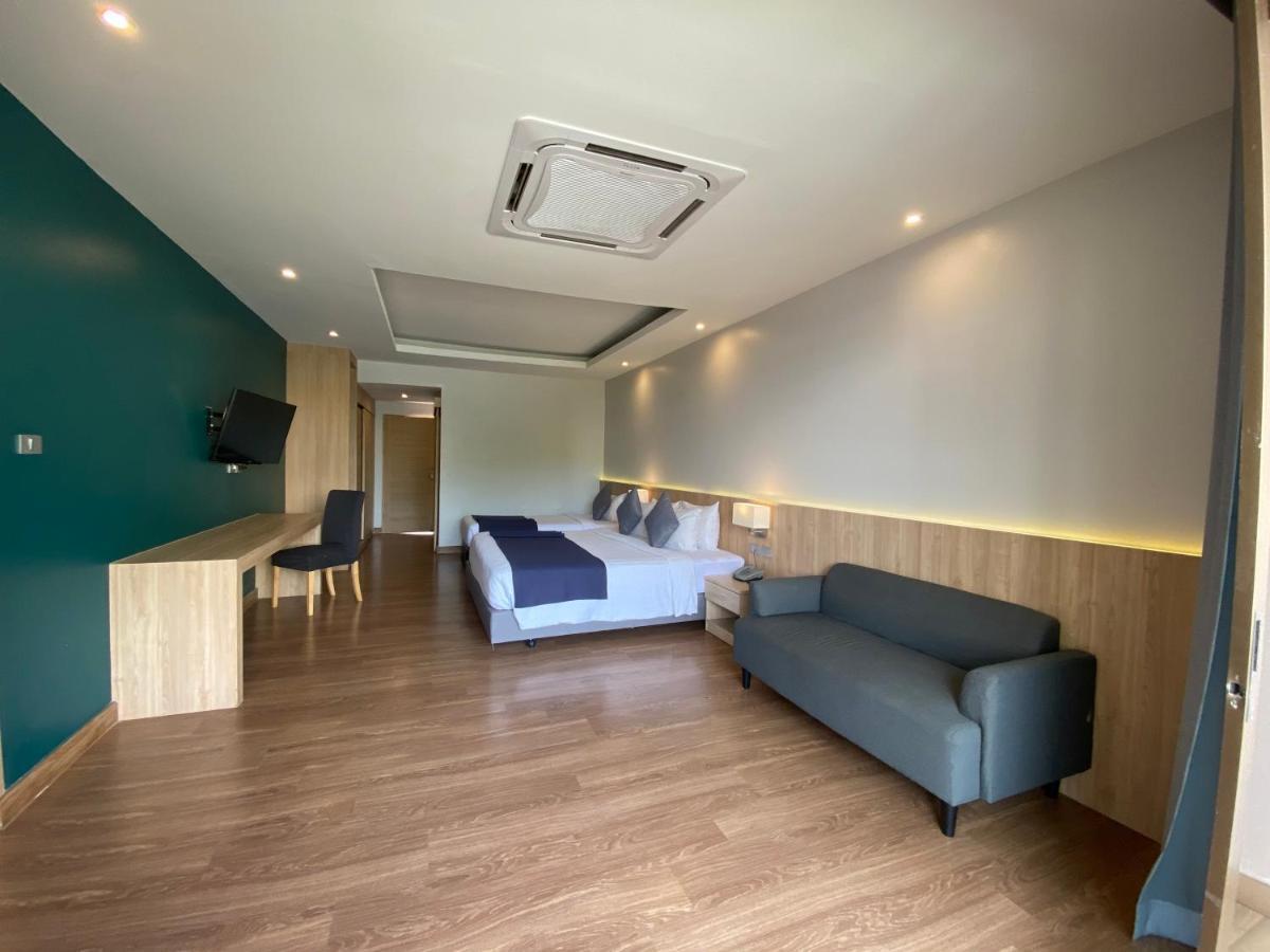 Coconut Village Resort Phuket - Sha Extra Plus Patong Pokoj fotografie